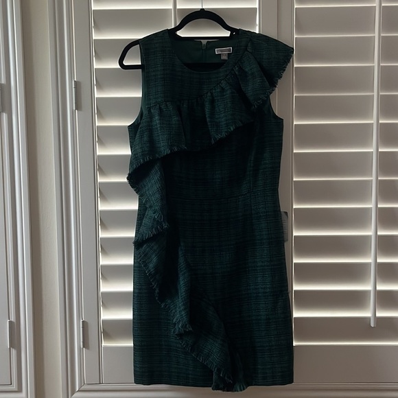 NWT Chelsea28 Ruffle Detail Plaid Sheath Dress Size 10 - Picture 6 of 16